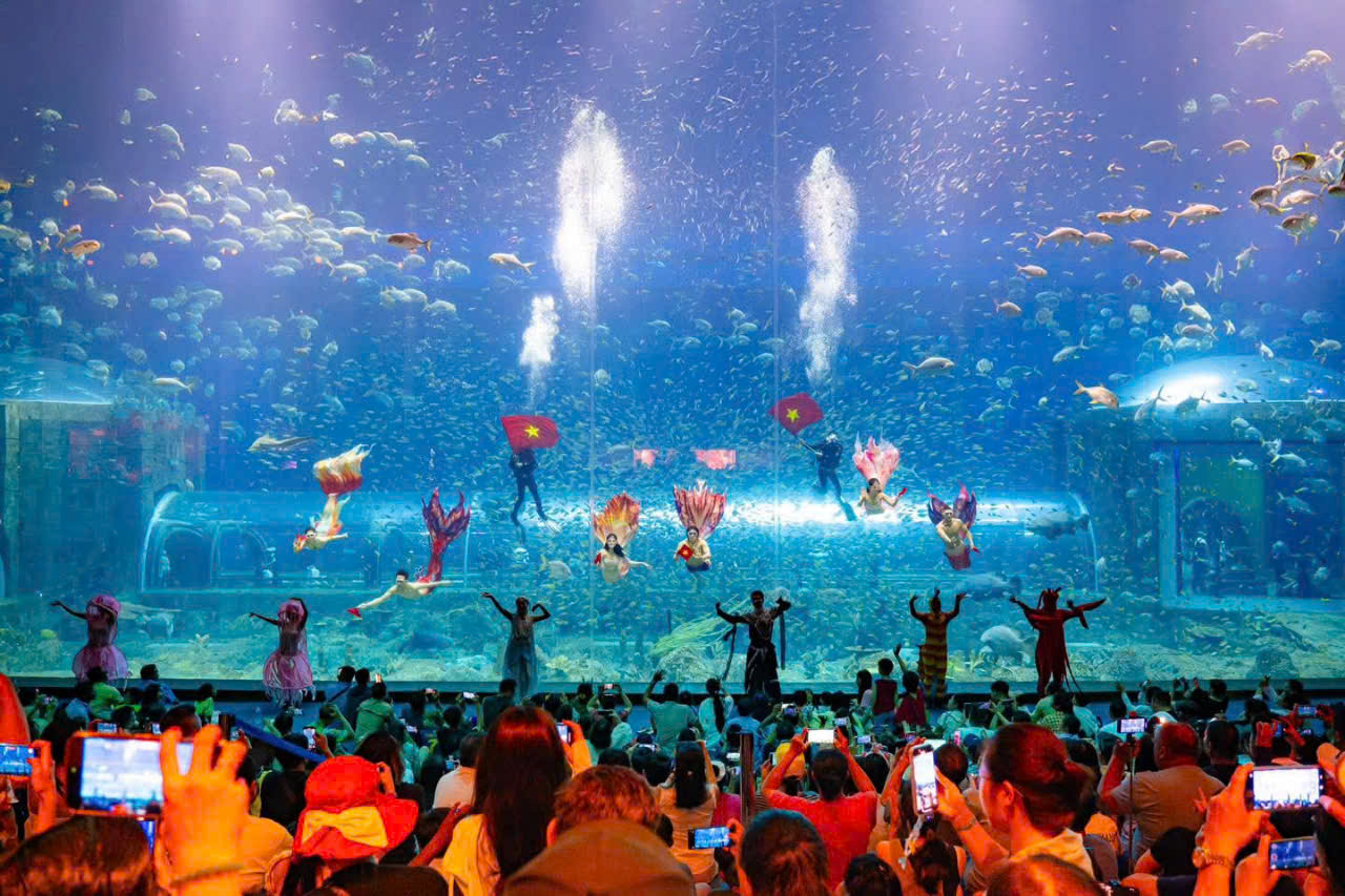 Bất ngờ lượng khách du lịch đến với các tỉnh miền Tây dịp lễ- Ảnh 1.