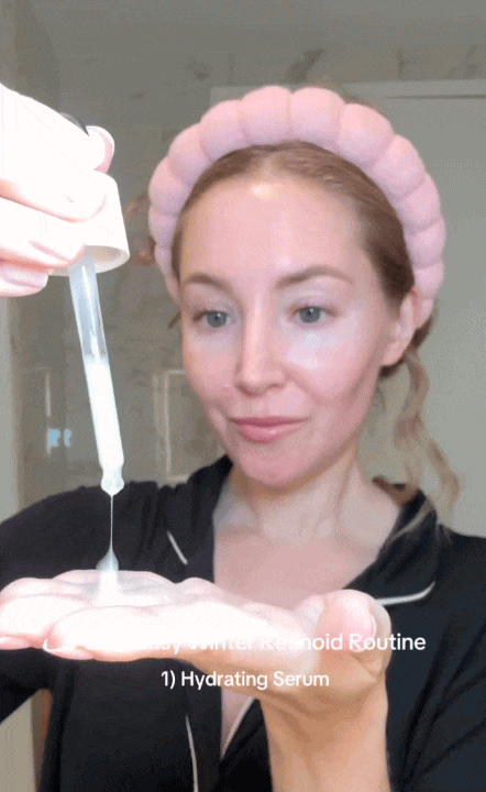 Hóa ra đây là cách dùng retinol "chống già" hiệu quả nhất 4 1758303203 448 Hoa ra day la cach dung retinol chong gia hieu