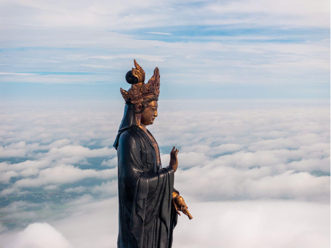 Chiêm ngưỡng nóc nhà Nam Bộ giữa biển mây an tịnh đẹp chưa từng có - Ảnh 8. Chiêm ngưỡng nóc nhà Nam Bộ giữa biển mây an tịnh đẹp chưa từng có - Ảnh 8.