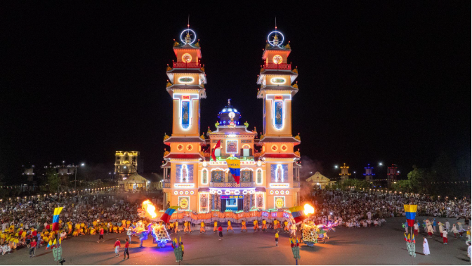 Chiêm ngưỡng nóc nhà Nam Bộ giữa biển mây an tịnh đẹp chưa từng có - Ảnh 10. Chiêm ngưỡng nóc nhà Nam Bộ giữa biển mây an tịnh đẹp chưa từng có - Ảnh 10.