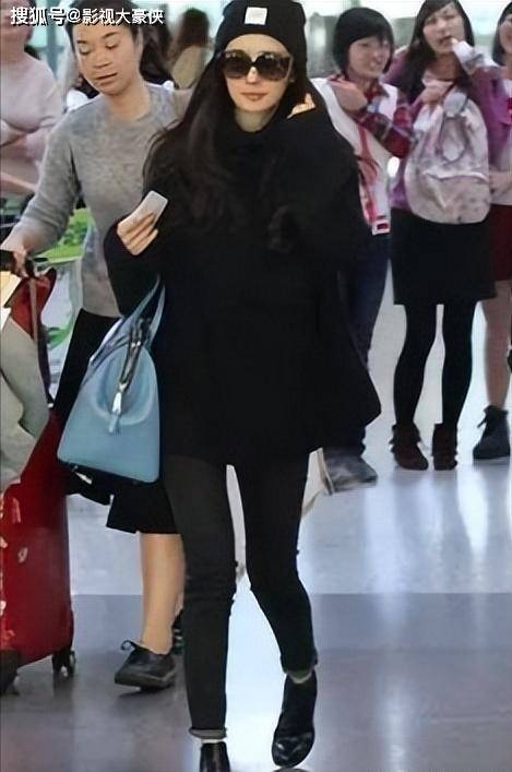 Đừng dại nhìn xuống chân 7 mỹ nhân này nếu không muốn đi 