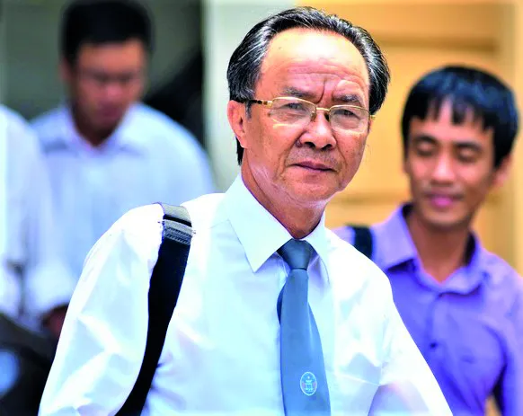 p10-11-we talk-AMinhTam.jpg