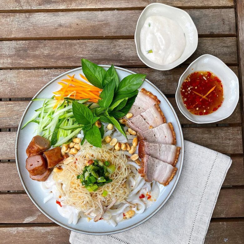 Con dâu tỷ phú Johnathan Hạnh Nguyễn khoe bí kíp làm món bánh canh học từ mẹ ruột, hé lộ điều đang ấp ủ - 10