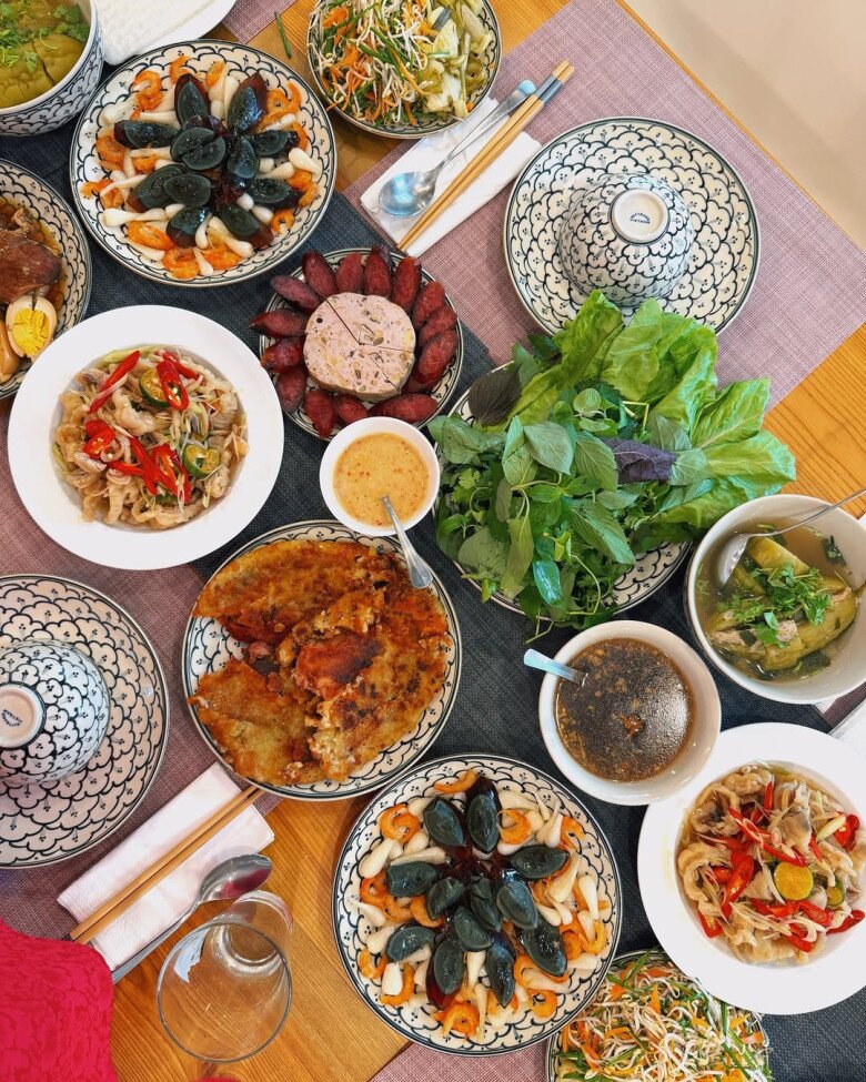 Con dâu tỷ phú Johnathan Hạnh Nguyễn khoe bí kíp làm món bánh canh học từ mẹ ruột, hé lộ điều đang ấp ủ - 12