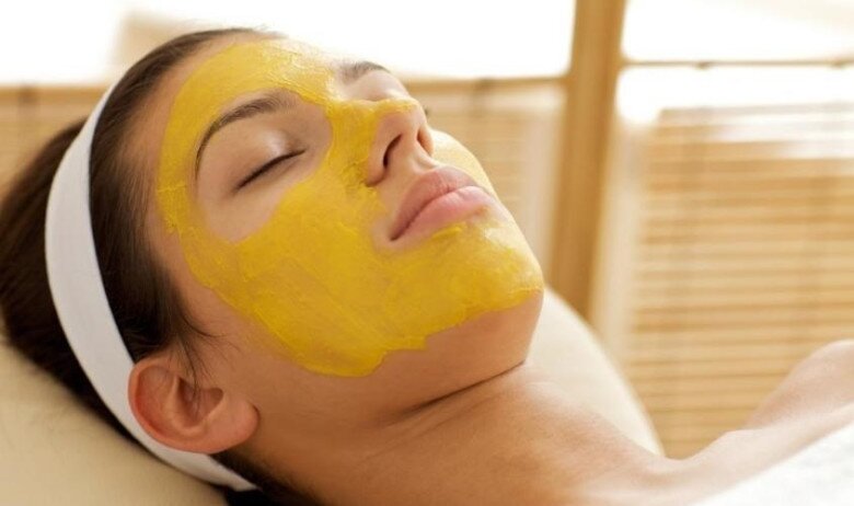 Ăn một thìa gia vị màu vàng này bằng 180 phút tập gym? Sự thật về siêu thực phẩm giúp đốt mỡ, da dẻ láng mịn, hồng hào 3 Nhờ loạt công dụng đa dạng, nghệ trở thành “vũ khí làm đẹp” tự nhiên mà nhiều người tin dùng, từ chăm sóc da hàng ngày đến hỗ trợ điều trị các vấn đề da liễu.