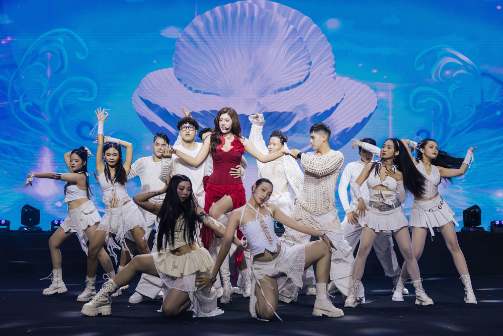 Huỳnh Tiên lần đầu trình làng “Nàng tiên”, thêm điểm cộng nhờ visual 4 - Tin sao Viet - Tin tuc sao Viet - Scandal sao Viet - Tin tuc cua Sao - Tin cua Sao