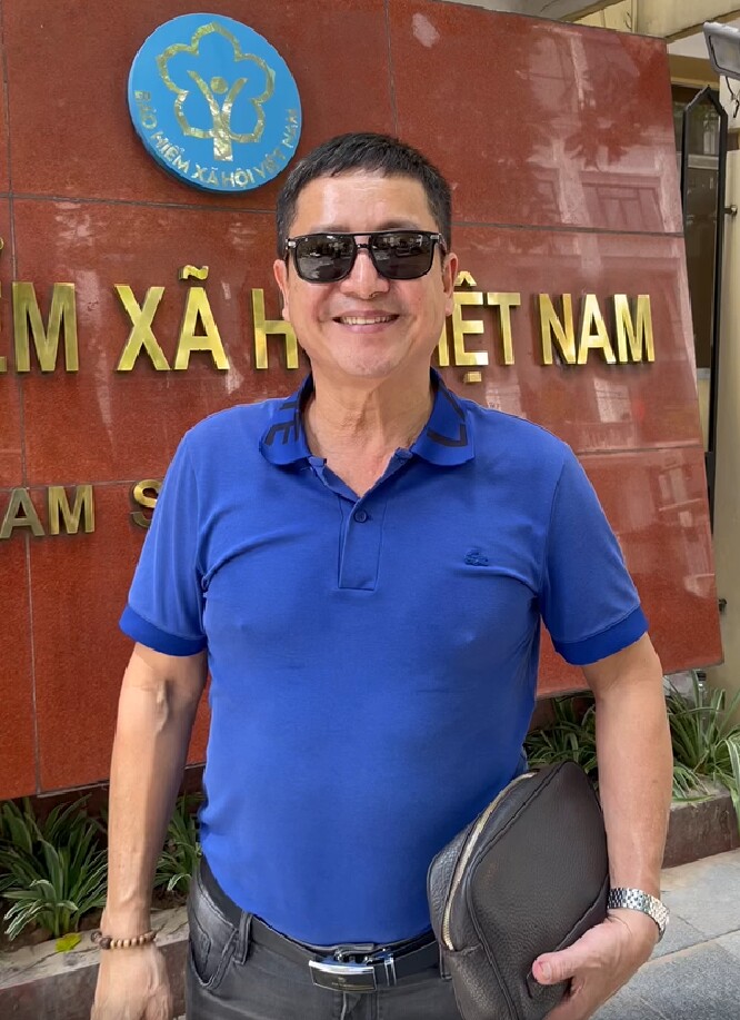 NSƯT Chí Trung nghỉ hưu "hết hơi" rồi mà lừa đảo vẫn không tha: "Thạch Sanh thì ít, Lý Thông thì nhiều" 2 Chí Trung có mặt tại trụ sở Bảo hiểm Xã hội Việt Nam để làm rõ.