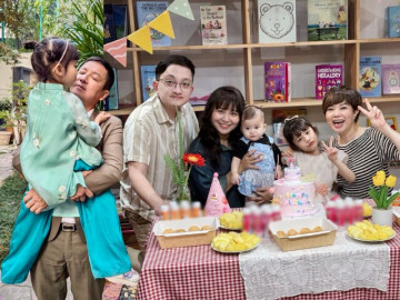 NSƯT Chí Trung nghỉ hưu "hết hơi" rồi mà lừa đảo vẫn không tha: "Thạch Sanh thì ít, Lý Thông thì nhiều" 10 NSND Ngọc Huyền trẻ trung rạng ngời bên 2 cháu nội, NSƯT Chí Trung nói vợ cũ sống hạnh phúc hậu ly hôn