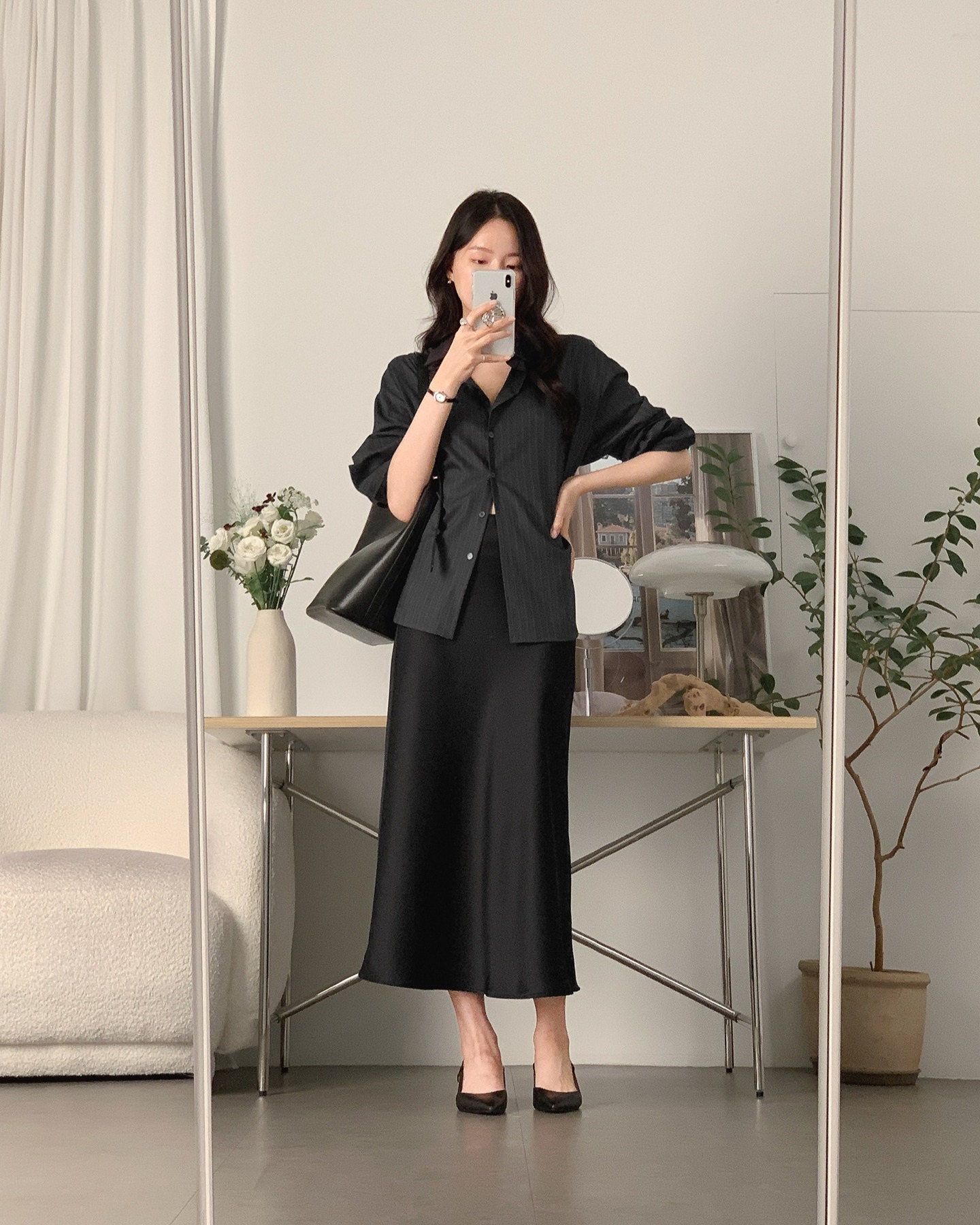 10 set đồ màu trầm đúng chất thu dành cho nàng thích sự trang nhã, sang trọng - Ảnh 3. 10 set đồ màu trầm đúng chất thu dành cho nàng thích sự trang nhã, sang trọng - Ảnh 3.