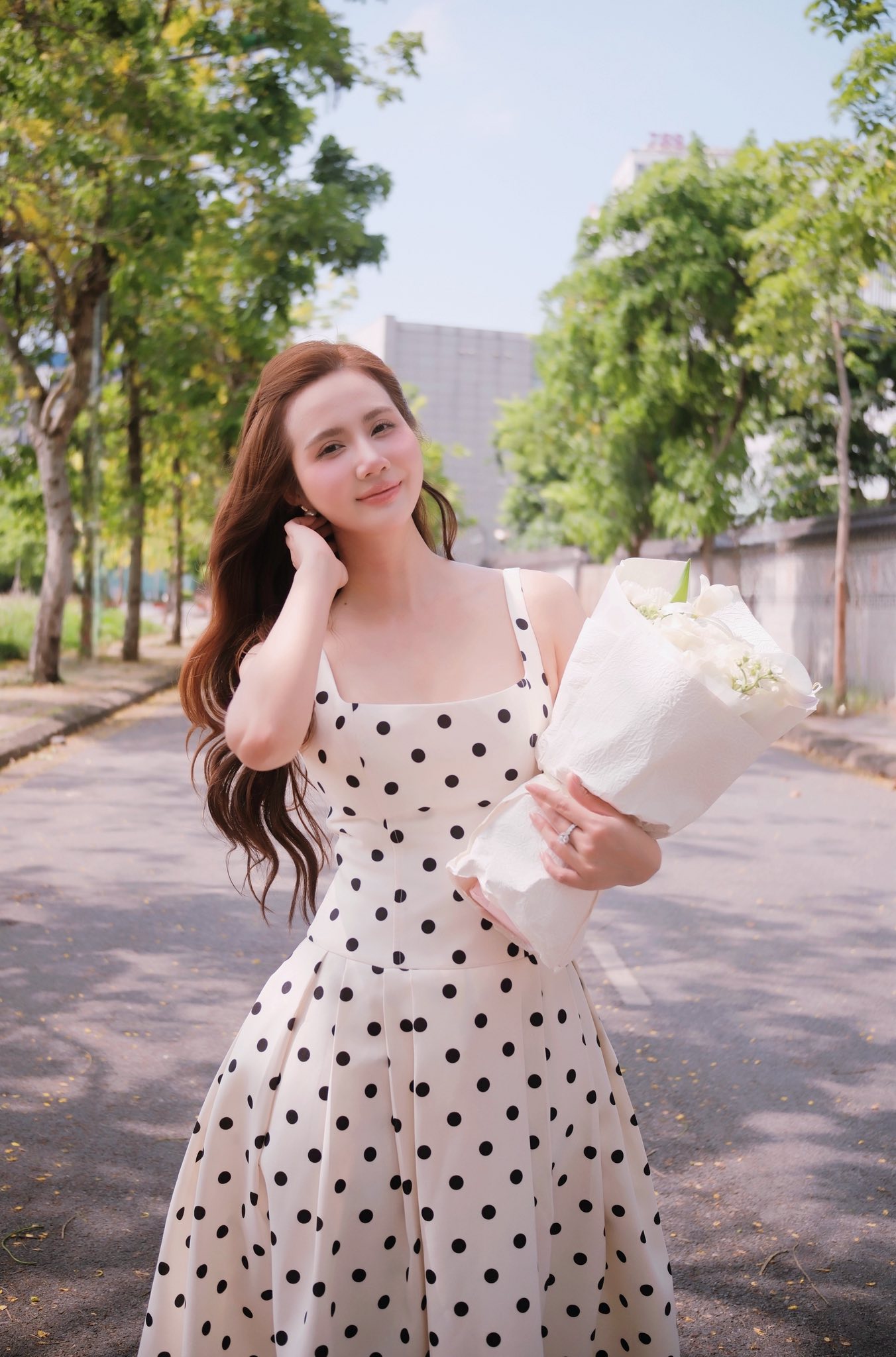 Mỹ nhân Vbiz làm mẹ đơn thân sở hữu khối tài sản khủng, nói gì trước nghi vấn khi mặc váy cưới?- Ảnh 3.