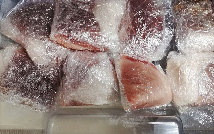 Thịt mua về đừng cho ngay vào tủ lạnh, bôi thêm thứ này lên, thịt để được lâu, lúc nào cũng tươi như mới 5 Thịt mua về đừng cho ngay vào tủ lạnh, bôi thêm thứ này lên, thịt để được lâu, lúc nào cũng tươi như mới - 5