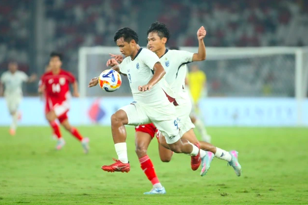 U.23 Việt Nam sở hữu lợi thế lớn khiến U.23 Thái Lan ao ước: Giá mà…
- Ảnh 2. U.23 Việt Nam sở hữu lợi thế lớn khiến U.23 Thái Lan ao ước: Giá mà…
- Ảnh 2.