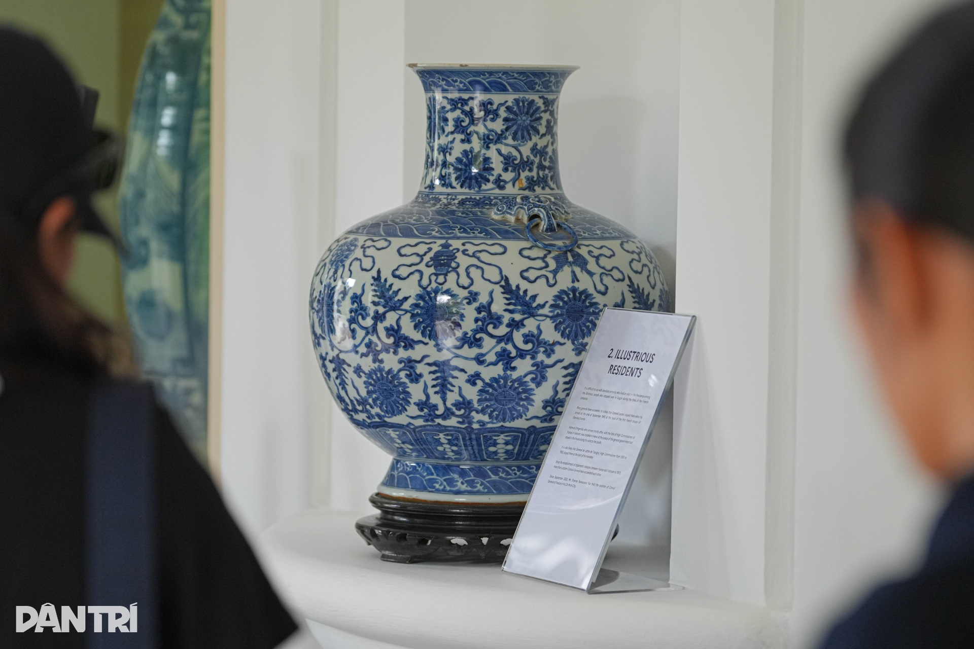 Người dân TPHCM khám phá dinh thự cổ hơn 150 tuổi trong Lãnh sự quán Pháp - 8 Người dân TPHCM khám phá dinh thự cổ hơn 150 tuổi trong Lãnh sự quán Pháp - 8