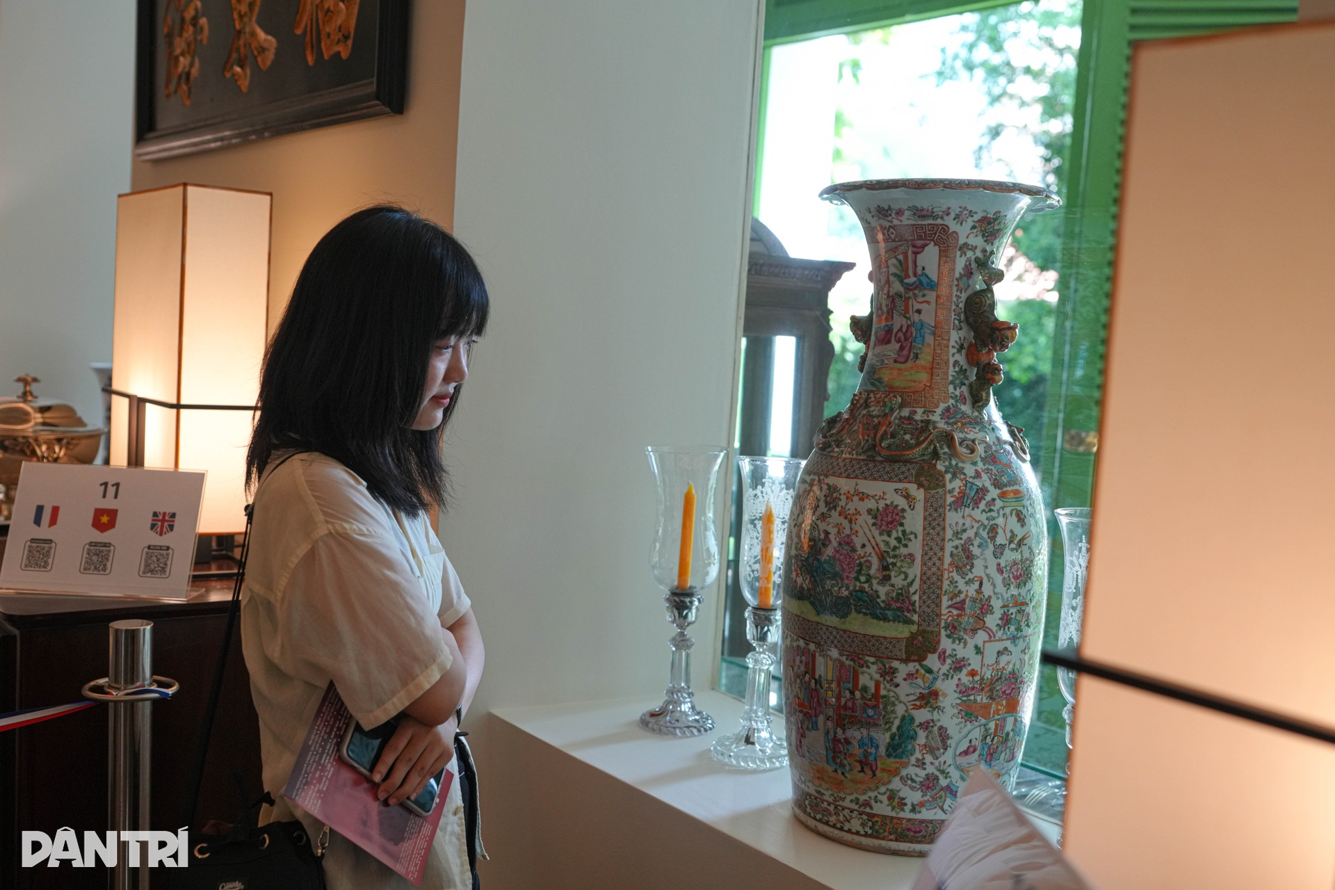 Người dân TPHCM khám phá dinh thự cổ hơn 150 tuổi trong Lãnh sự quán Pháp - 14 Người dân TPHCM khám phá dinh thự cổ hơn 150 tuổi trong Lãnh sự quán Pháp - 14