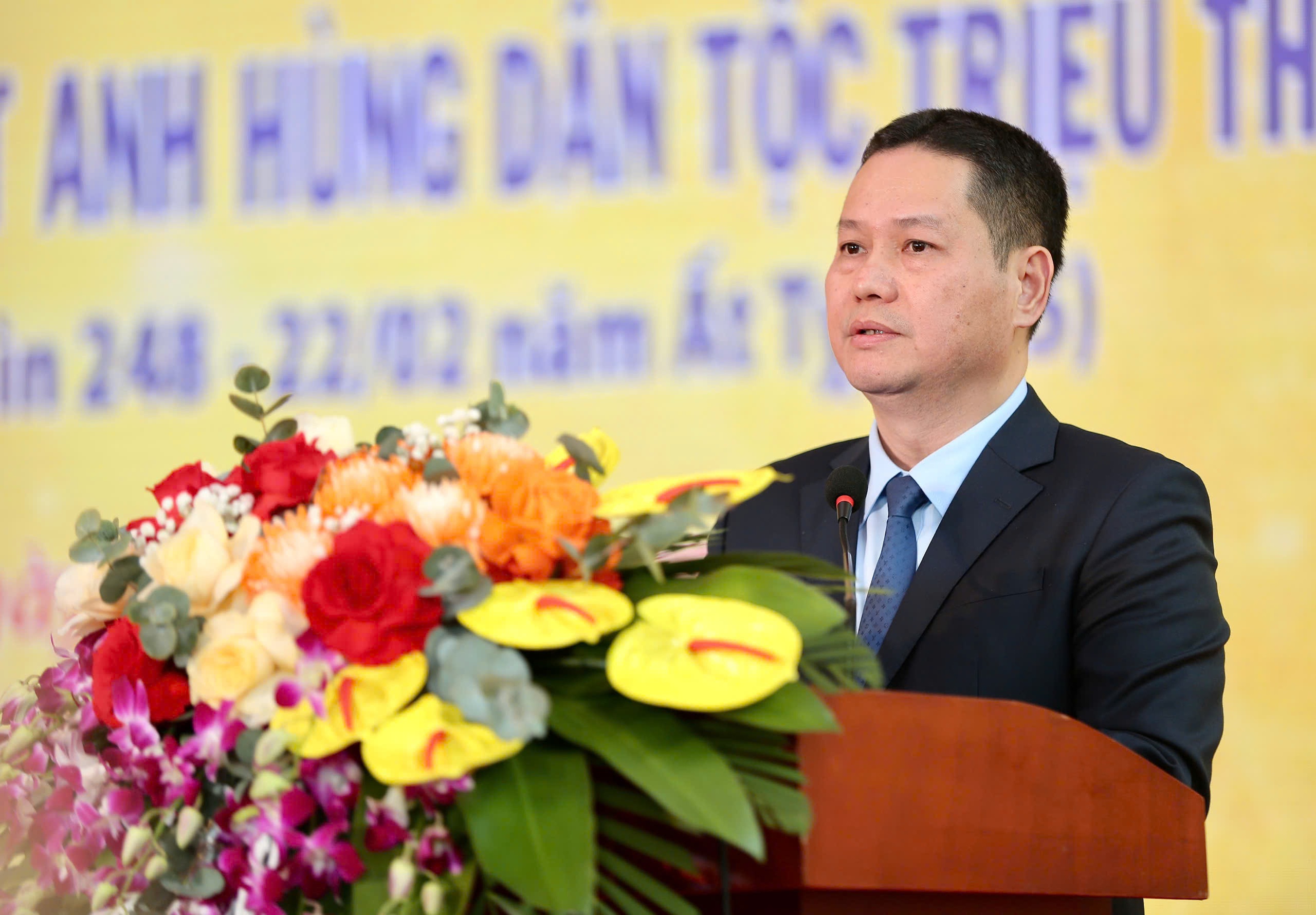 Hàng ngàn người dự lễ hội đền Bà Triệu nổi tiếng ở xứ Thanh- Ảnh 3. Hàng ngàn người dự lễ hội đền Bà Triệu nổi tiếng ở xứ Thanh- Ảnh 3.