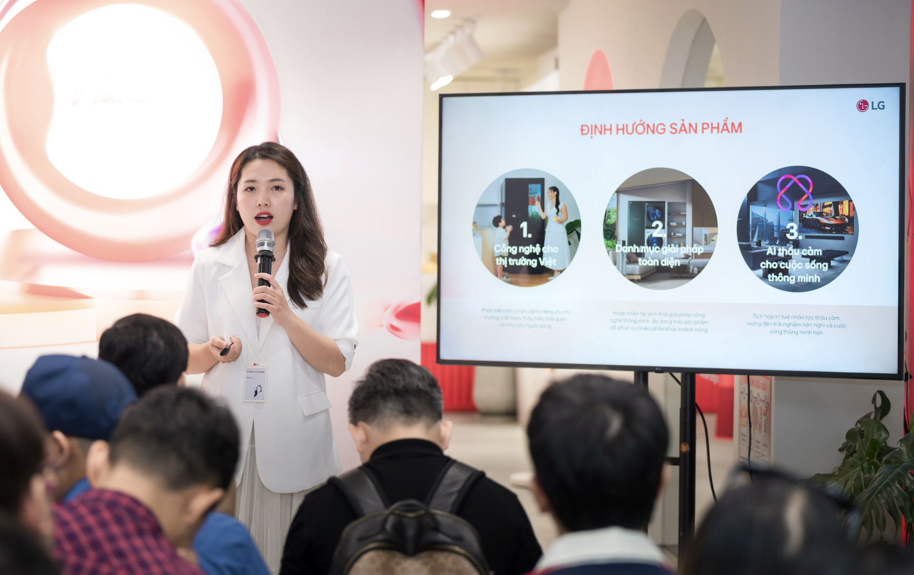 LG đánh dấu 30 năm có mặt tại thị trường Việt Nam - Ảnh 2.