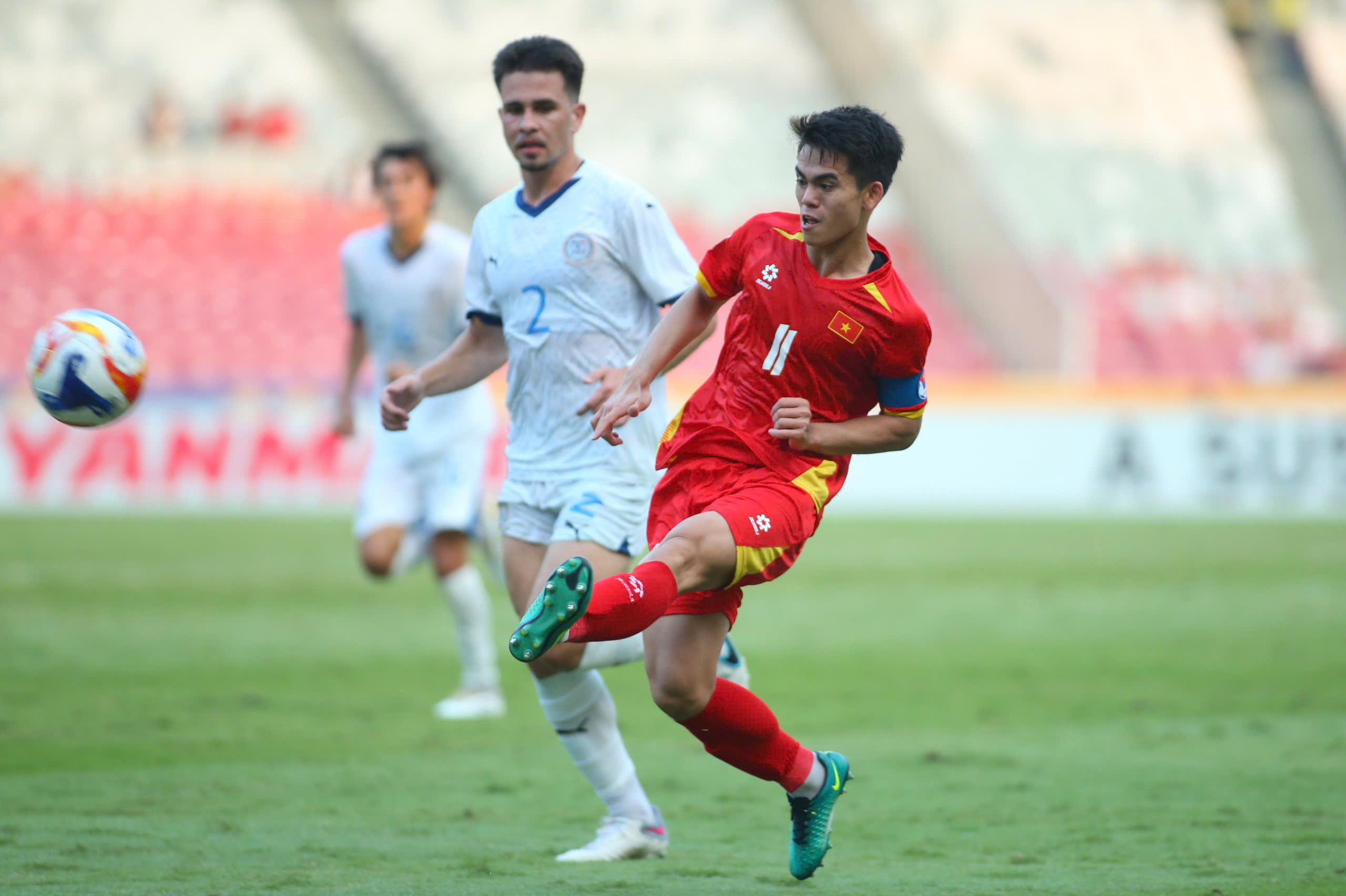 Ông Kim xoay tua băng đội trưởng U.23 Việt Nam, tính toán dài hơi tìm thủ lĩnh đích thực- Ảnh 2. Ông Kim xoay tua băng đội trưởng U.23 Việt Nam, tính toán dài hơi tìm thủ lĩnh đích thực- Ảnh 2.