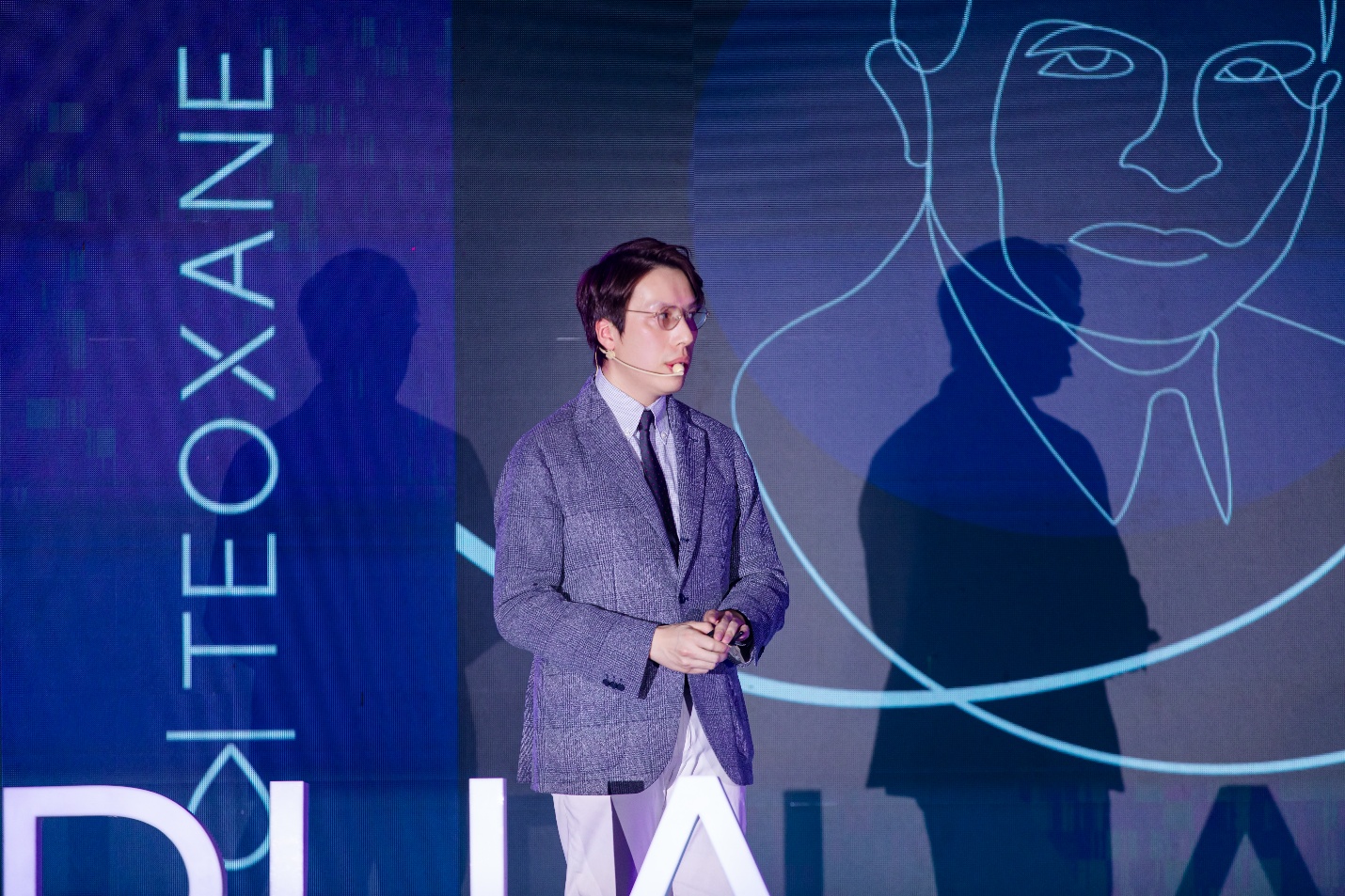 Teoxane RHA 10 năm: Sự kiện kỷ niệm & vinh danh hoành tráng- Ảnh 9. Teoxane RHA 10 năm: Sự kiện kỷ niệm & vinh danh hoành tráng- Ảnh 9.