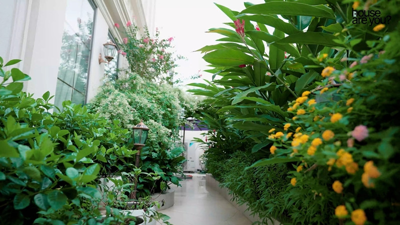 Choáng váng trước cảnh tượng bên trong biệt thự 100 tỷ của Huyền Baby - Ảnh 6.