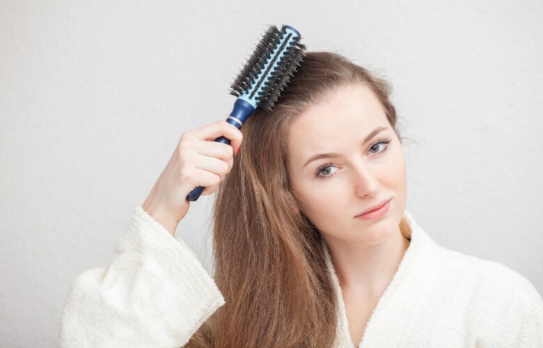 Gội đầu nhiều có làm rụng tóc? 14 bí quyết cổ truyền giúp phụ nữ tóc mọc dày, đen, bóng hơn cả dùng serum đắt tiền 12 Gội đầu nhiều có làm rụng tóc? 14 bí quyết cổ truyền giúp phụ nữ tóc mọc dày, đen, bóng hơn cả dùng serum đắt tiền - 12