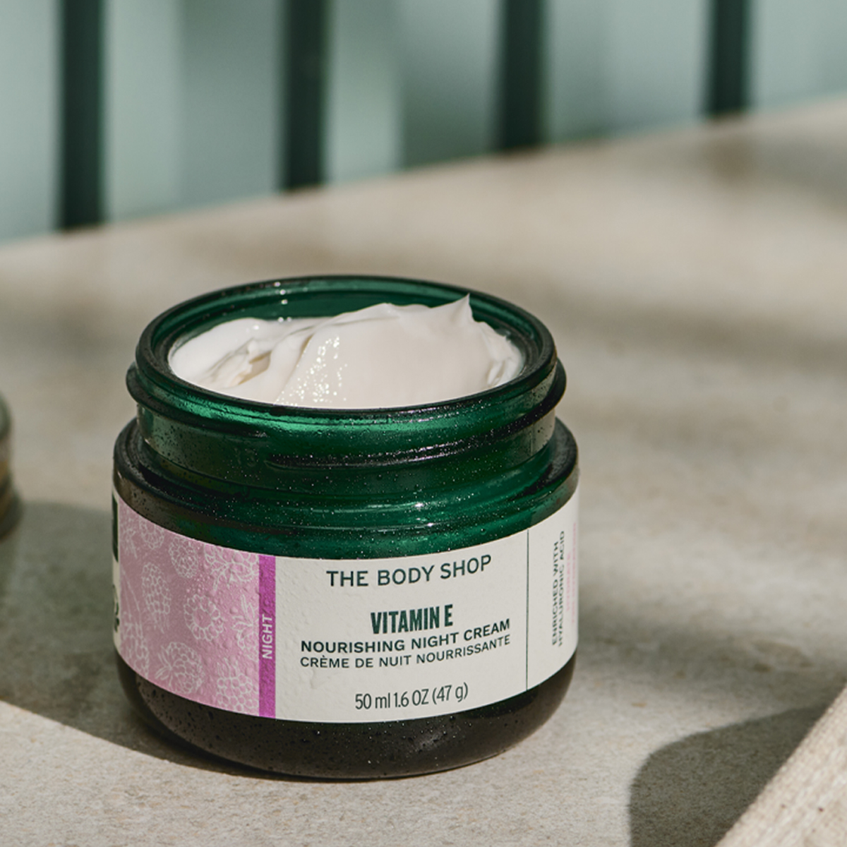 5 lọ kem dưỡng da ban đêm, ngủ dậy là thấy da căng mọng chuẩn “ngậm nước” - Ảnh 6.