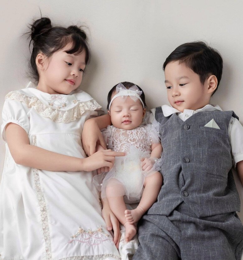 3 con đáng yêu của Hoa hậu Đặng Thu Thảo và chồng doanh nhân.