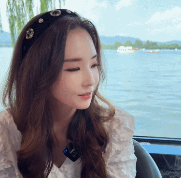 Mỹ nhân đẹp nhất Vườn Sao Băng làm sao thế này: Mặt mũi đơ như tượng, mắt lờ đờ, miệng cũng không mở nổi! - Ảnh 5.