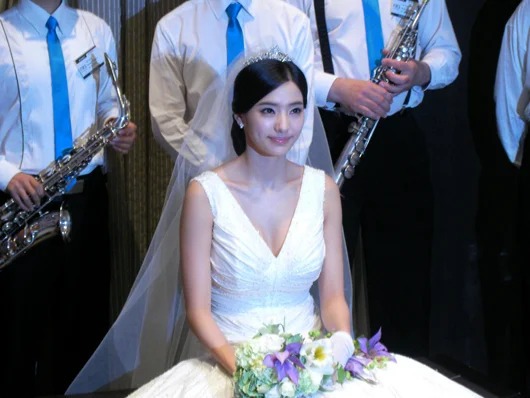 Mỹ nhân đẹp nhất Vườn Sao Băng làm sao thế này: Mặt mũi đơ như tượng, mắt lờ đờ, miệng cũng không mở nổi! - Ảnh 9.