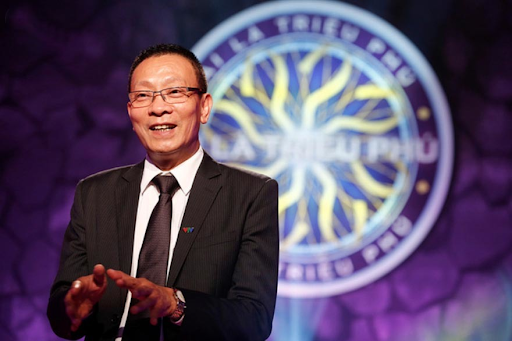 Lần "tái xuất" gây xúc động của MC Lại Văn Sâm 6 Nam Mc với hình ảnh quen thuộc trong Ai là triệu phú.