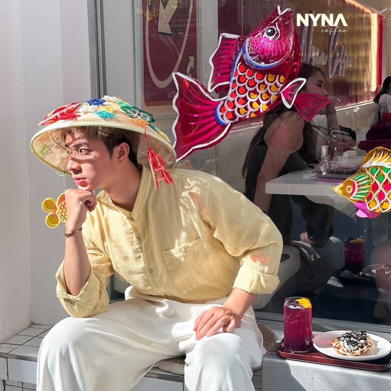 Sợ phố Hàng Mã đông đúc: Lưu lại ngay 6 quán cafe đã amp;#34;lên đồamp;#34; Trung thu cực đẹp, các amp;#34;nàng thơamp;#34; tha hồ sống ảo - 2