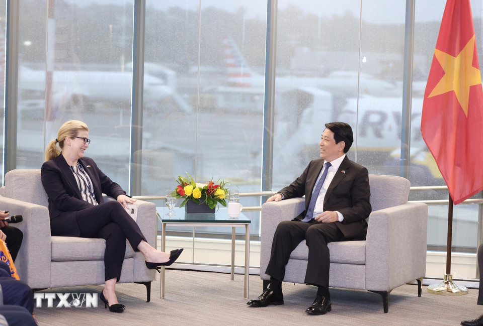 Chủ tịch nước chứng kiến Vietjet nhận bàn giao máy bay Boeing đầu tiên trong đơn hàng 200 chiếc- Ảnh 4. Chủ tịch nước chứng kiến Vietjet nhận bàn giao máy bay Boeing đầu tiên trong đơn hàng 200 chiếc- Ảnh 4.