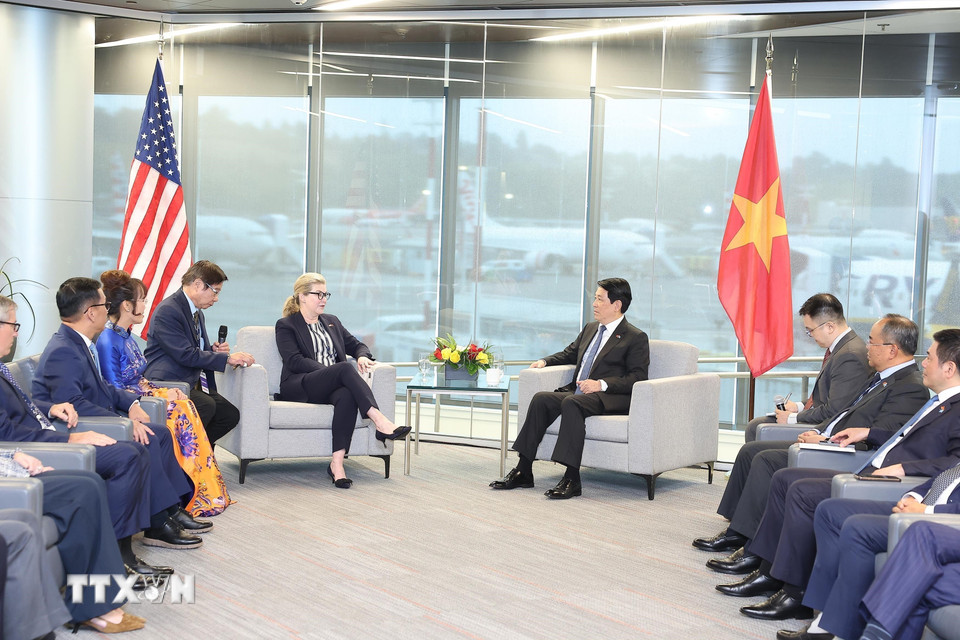 Chủ tịch nước chứng kiến Vietjet nhận bàn giao máy bay Boeing đầu tiên trong đơn hàng 200 chiếc- Ảnh 7. Chủ tịch nước chứng kiến Vietjet nhận bàn giao máy bay Boeing đầu tiên trong đơn hàng 200 chiếc - Ảnh 2.