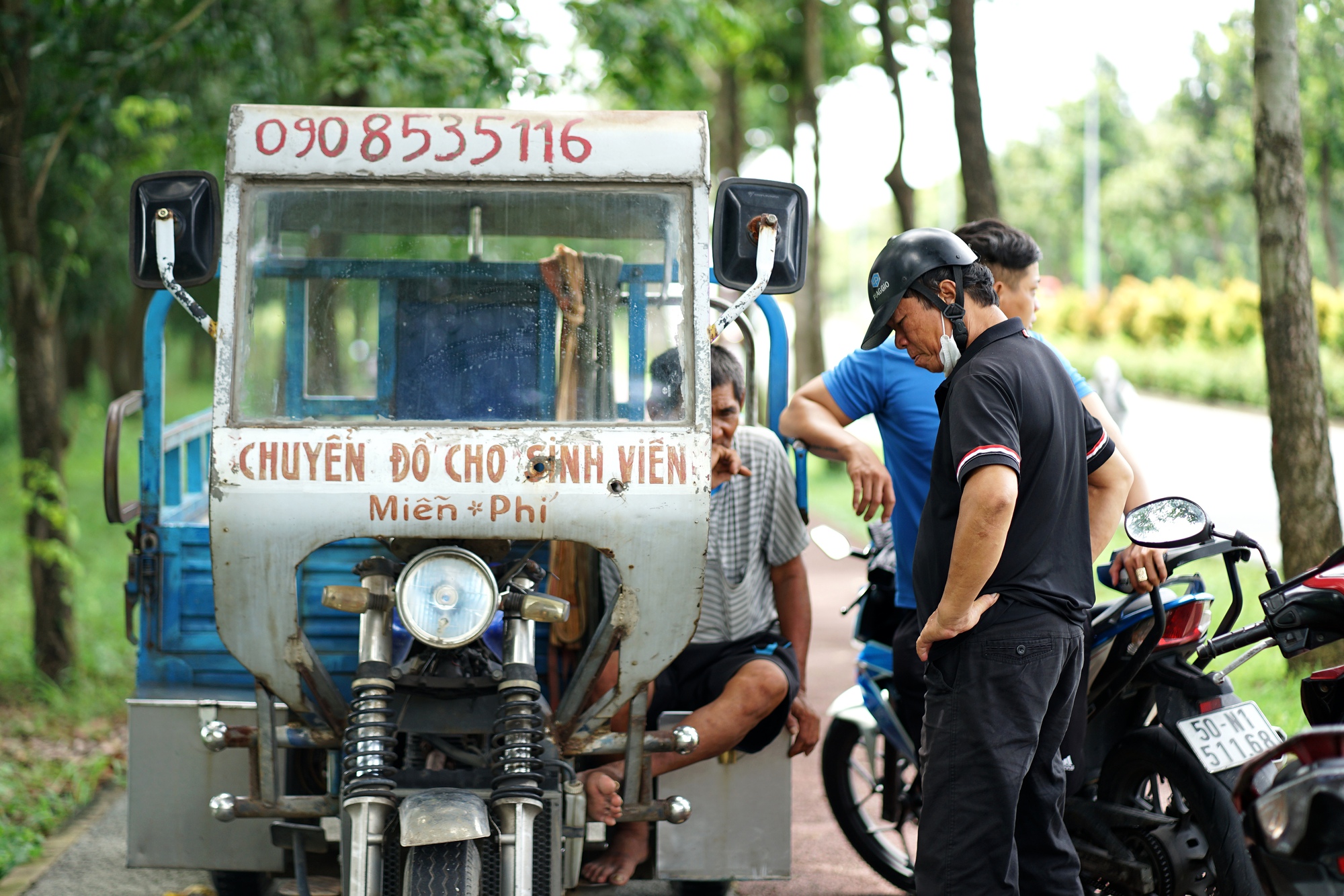 Kỳ lạ chuyện đời "chú Minh cô đơn": 32 năm chở che sinh viên, cuối đời vẫn không muốn thuê nhà trọ chỉ vì một lý do- Ảnh 2. Kỳ lạ chuyện đời "chú Minh cô đơn": 32 năm chở che sinh viên, cuối đời vẫn không muốn thuê nhà trọ chỉ vì một lý do- Ảnh 2.