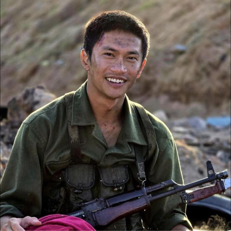 Dàn sao Mưa Đỏ "trượt vai bằng thực lực": Steven Nguyễn và Đỗ Nhật Hoàng suýt đổi vai, 3 người giành giật nam chính đều "tạch" 4 Nguyễn Hùng (vai Hải) cũng muốn thử sức với vai Cường.