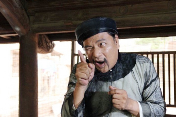 'Vua hề chèo' từng chẳng có xu dính túi, U70 vẫn đắt show, sống an nhàn bên vợ 2 - Ảnh 2.