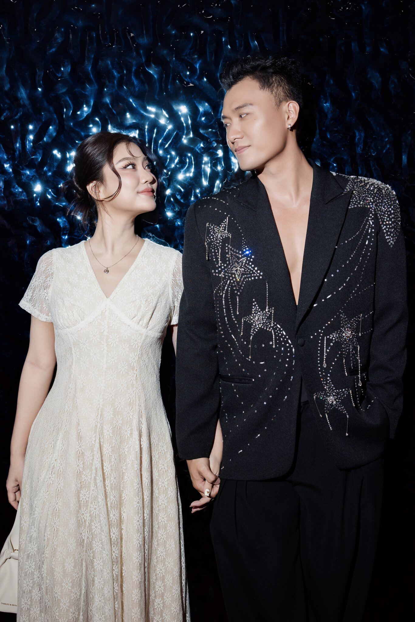 Cơ trưởng hot nhất Tử Chiến Trên Không: Bố vợ làm ngành công an amp;#34;ghétamp;#34; không cho vào nhà, nghẹn ngào nhắc đến mẹ vợ - 9