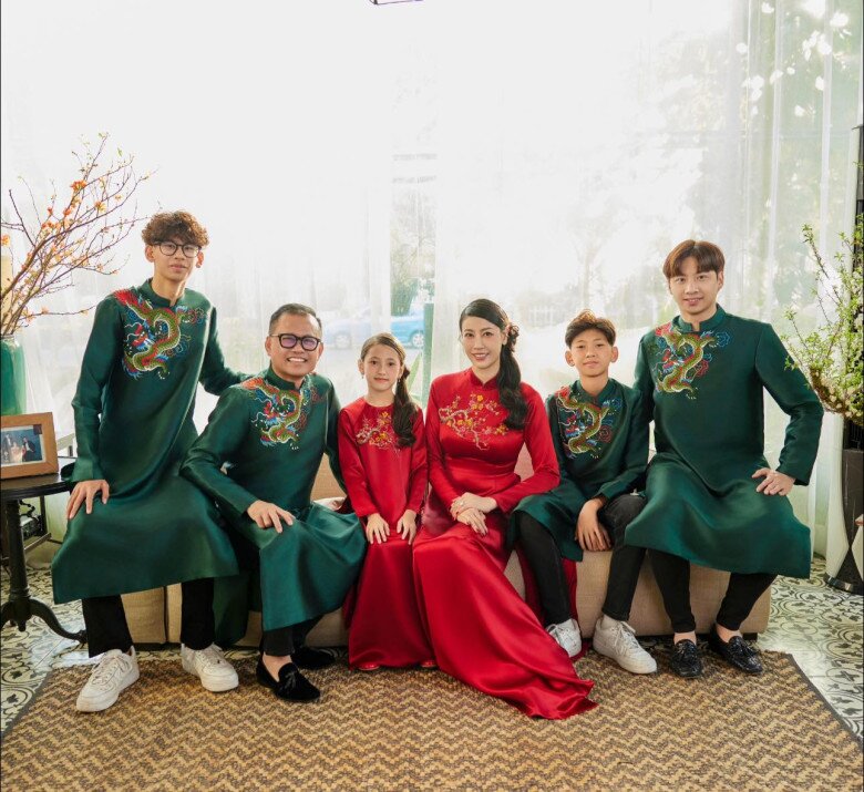 Hoa hậu Hà Kiều Anh hiện có cuộc sống viên mãn bên người chồng thứ 2.