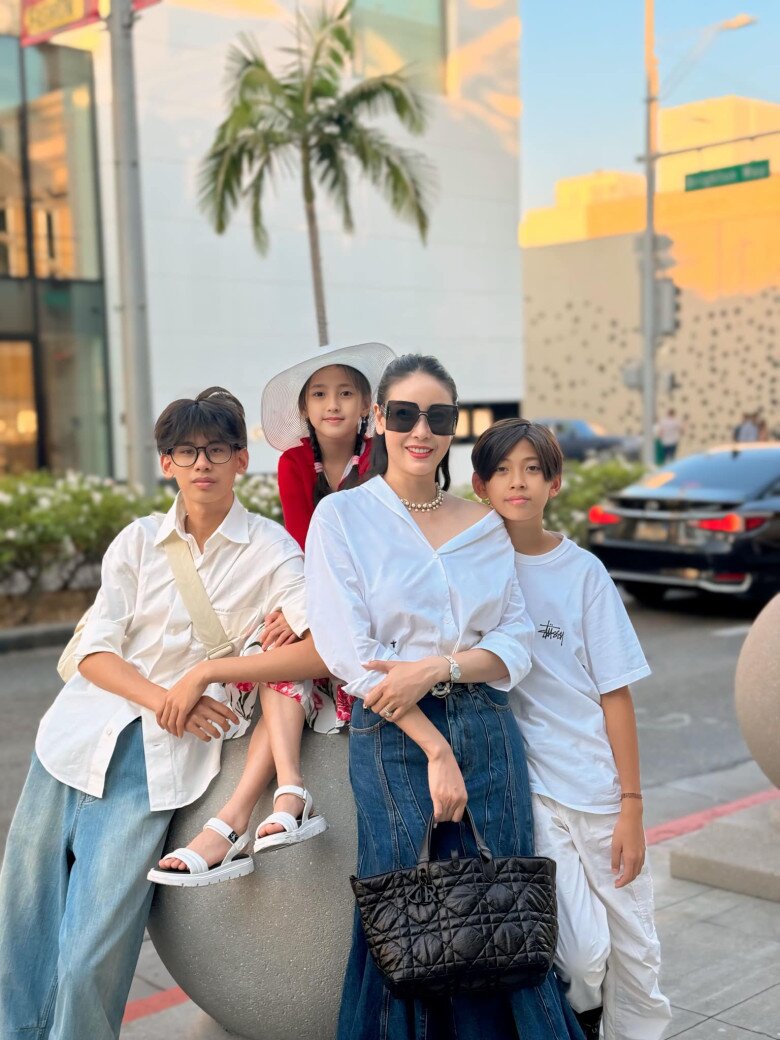 Các con của Hoa hậu Hà Kiều Anh đều thừa hưởng trọn vẹn nét đẹp từ bố mẹ.