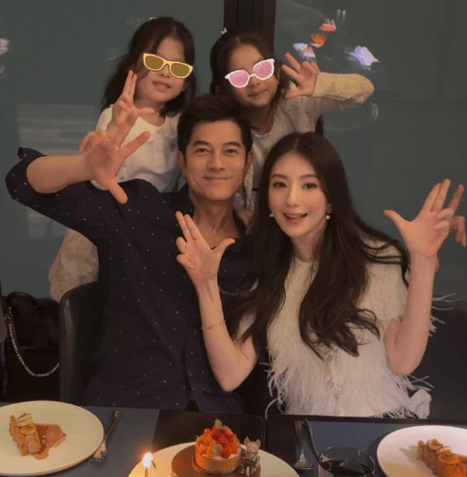 “Thánh keo kiệt” showbiz quay ngoắt 180 độ khi vợ mang bầu con trai!- Ảnh 2.