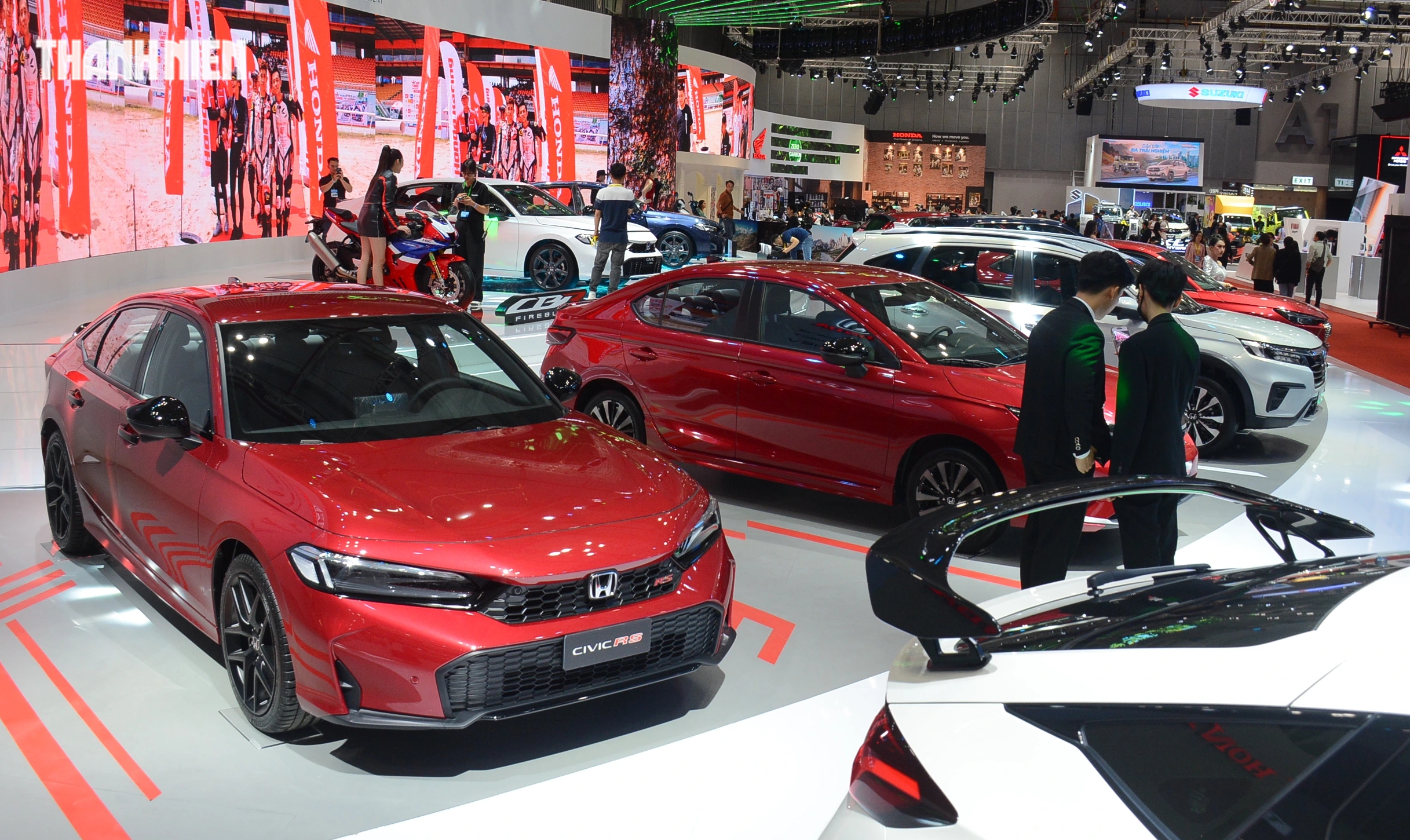 Người Việt tăng mua sắm ô tô MPV 7 chỗ, doanh số sedan tiếp tục giảm 2 Người Việt tăng mua sắm ô tô MPV 7 chỗ, doanh số sedan tiếp tục giảm - Ảnh 2.