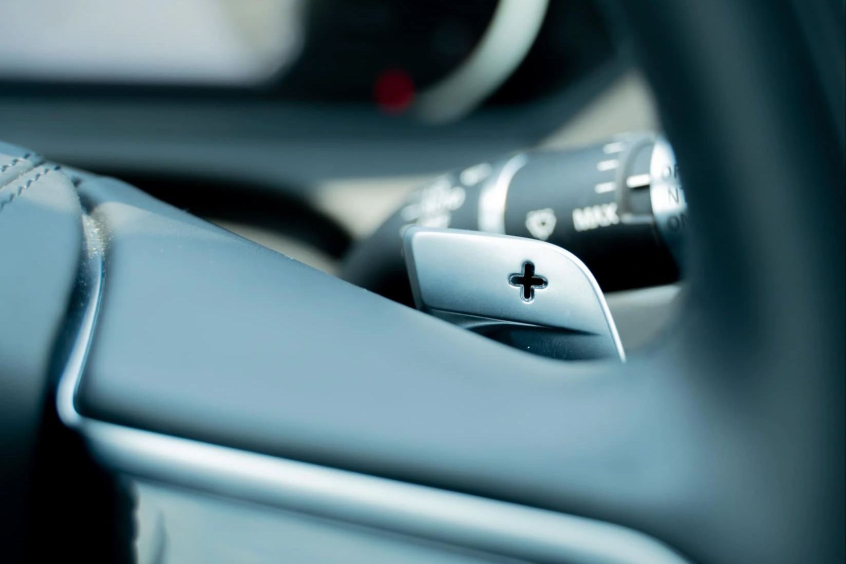 - Ảnh 2. - Ảnh 2.