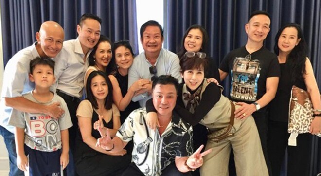 2 người đẹp cùng tên Diễm Hương: "Bạn gái Lý Hùng" nhận cát-xê 10 cây vàng/phim, nàng hậu 3 lần lấy chồng mới bình yên 7 2 người đẹp cùng tên Diễm Hương: amp;#34;Bạn gái Lý Hùngamp;#34; nhận cát-xê 10 cây vàng/phim, nàng hậu 3 lần lấy chồng mới bình yên - 7