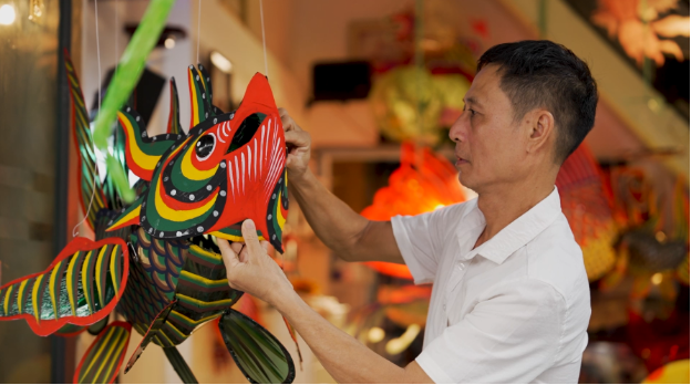 Mùa trăng 2025: Kinh Đô cùng VTV kể chuyện Sứ giả Trung thu, gìn giữ ký ức cho thế hệ mai sau - Ảnh 2. Mùa trăng 2025: Kinh Đô cùng VTV kể chuyện Sứ giả Trung thu, gìn giữ ký ức cho thế hệ mai sau - Ảnh 2.