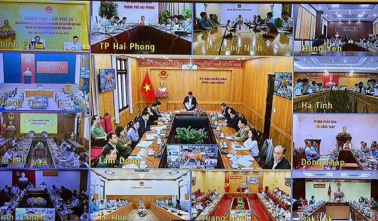 Phiên họp được tổ chức trực tiếp tại Trụ sở Chính phủ, trực tuyến với 21 tỉnh, thành phố ven biển. Ảnh: VGP img6478-17586274144321737375447.jpg