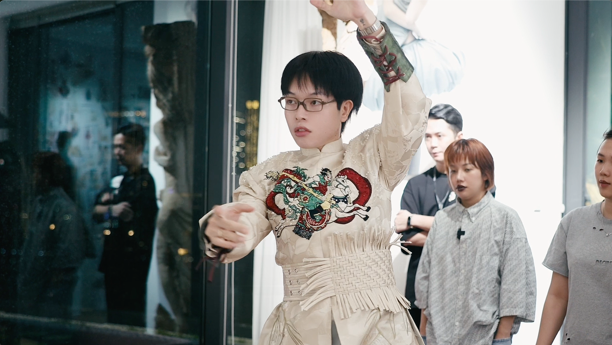 Thời trang Việt viết nên bản sắc cùng Đức Phúc ở Intervision 2025- Ảnh 9.