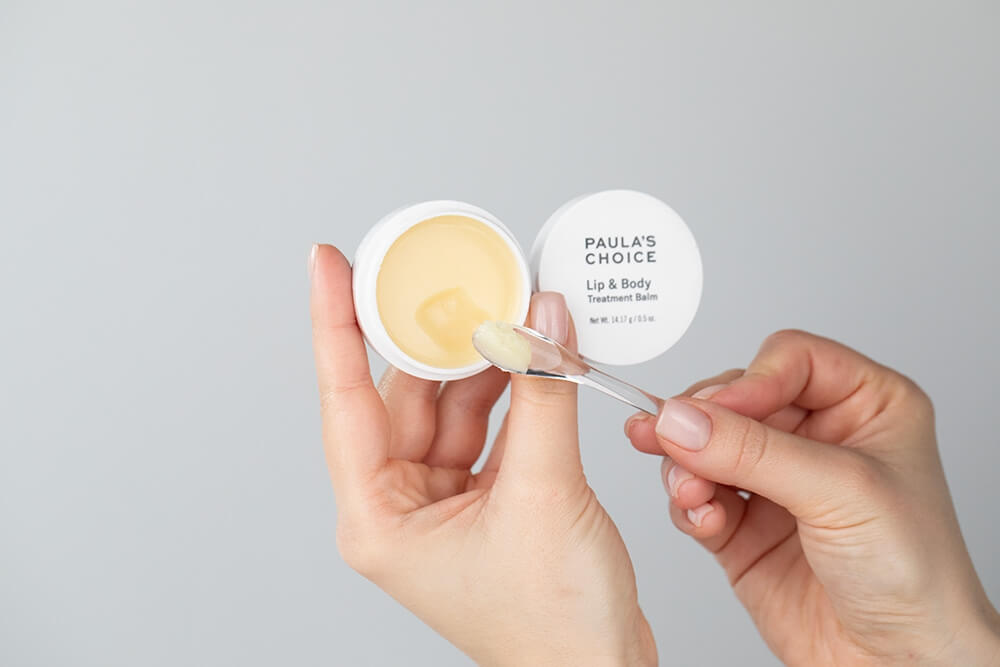 Một hũ dùng được cho tất cả: 5 sáp dưỡng đa năng đáng để đầu tư - Ảnh 8. Một hũ dùng được cho tất cả: 5 sáp dưỡng đa năng đáng để đầu tư - Ảnh 8.