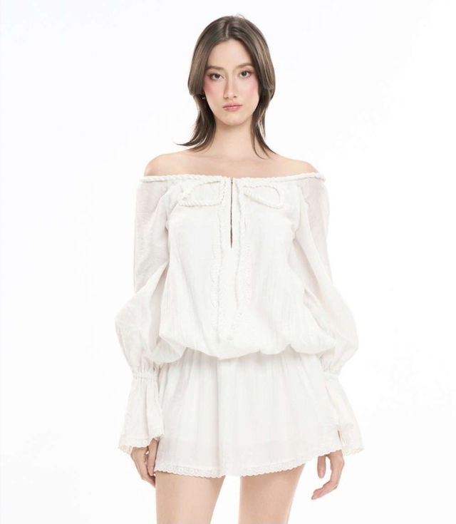 Lên đồ với những kiểu váy không thể thiếu ngày đầu thu 4 Lên đồ với những kiểu váy không thể thiếu ngày đầu thu - Ảnh 4.