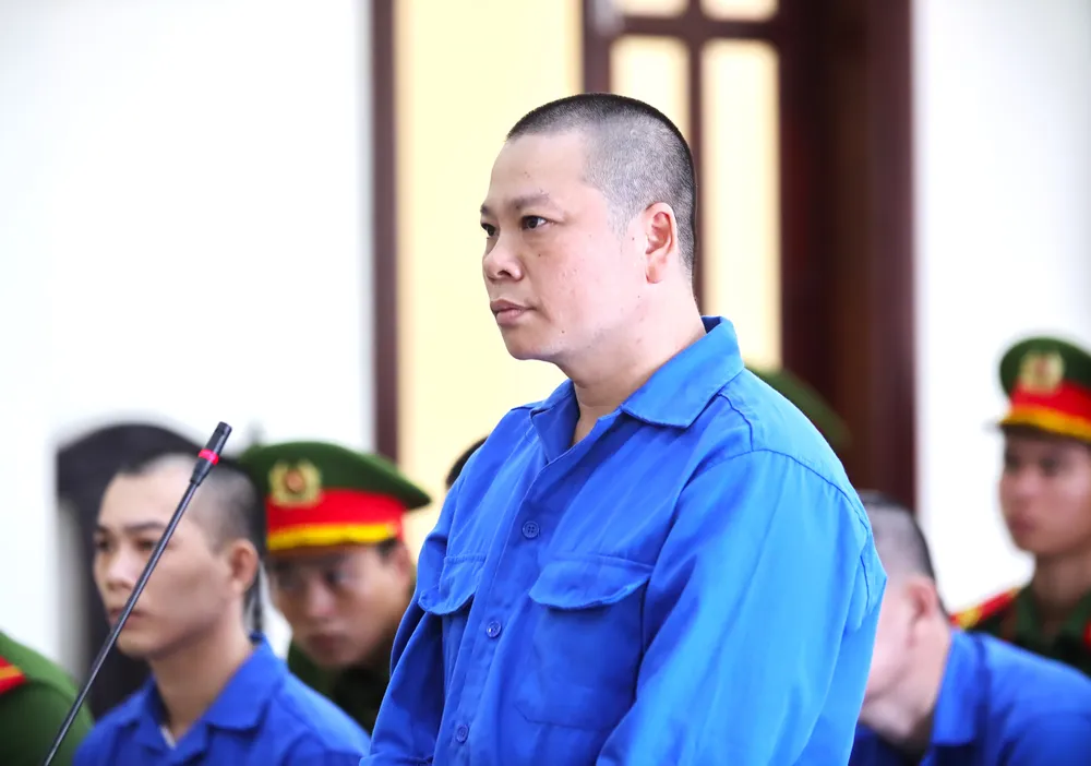 cướp thuốc lá lậu 7.JPG