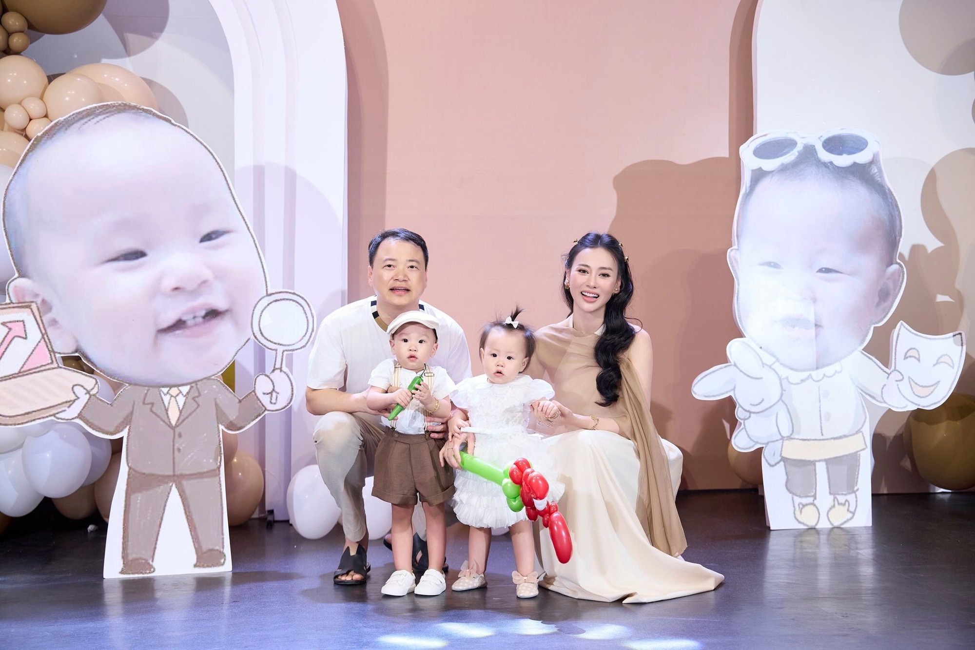 Phương Oanh tổ chức sinh nhật ấm áp tình thân cho Shark Bình, thái độ của 2 con riêng nói lên tất cả- Ảnh 8.