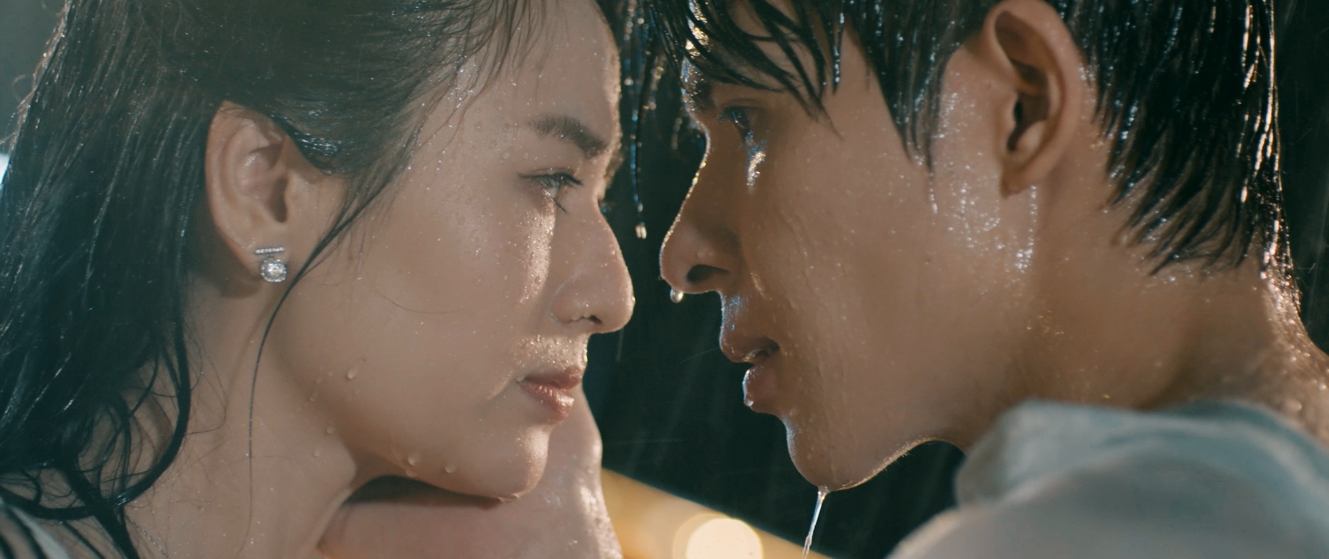 Xuất hiện tổng tài bị chê xấu nhất Vbiz, ảnh cận mặt sao lại buồn cười thế này(?!)- Ảnh 6. Xuất hiện tổng tài bị chê xấu nhất Vbiz, ảnh cận mặt sao lại buồn cười thế này(?!)- Ảnh 6.